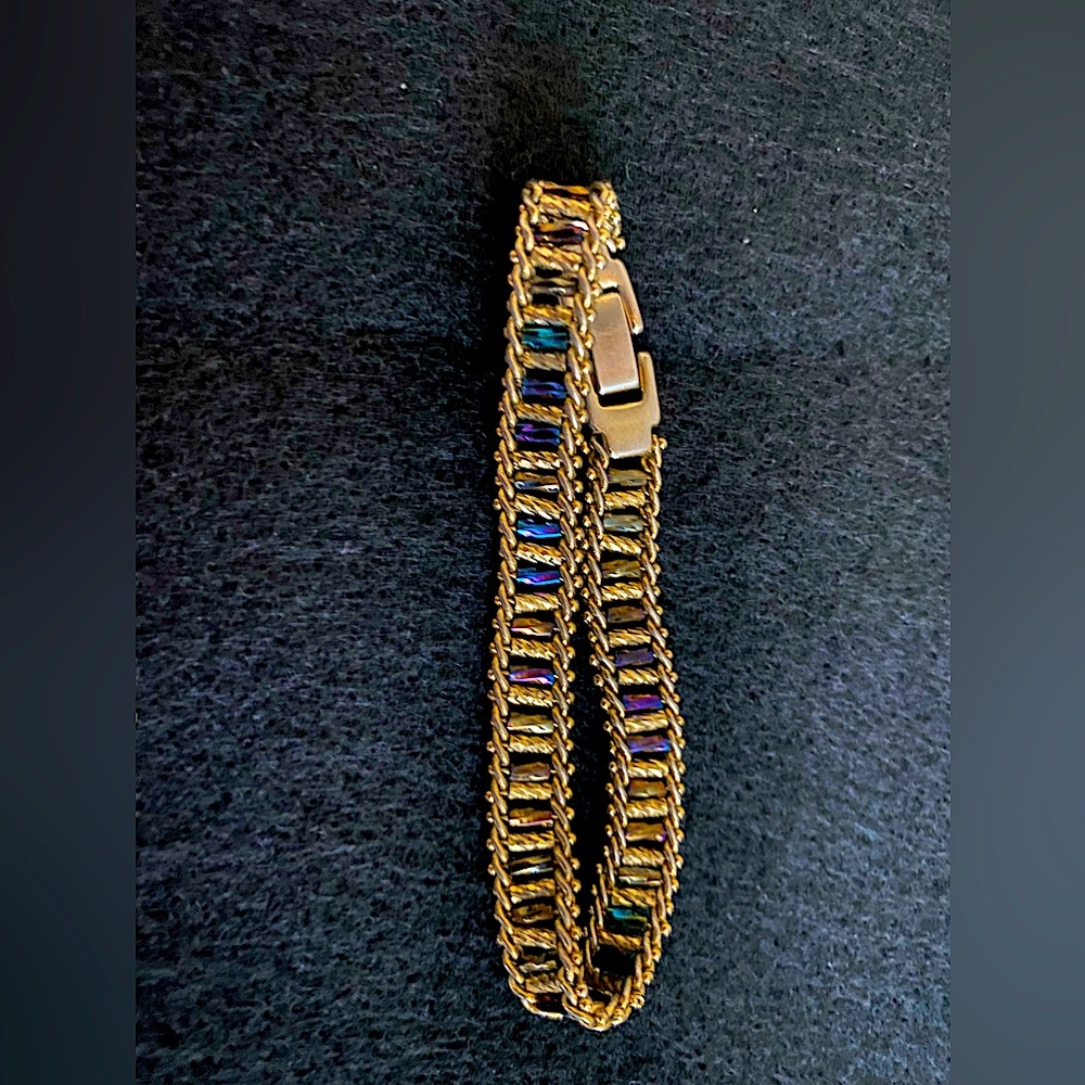 Nice Multi color gold tone bracelet